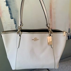 Beautiful cream Coach bag